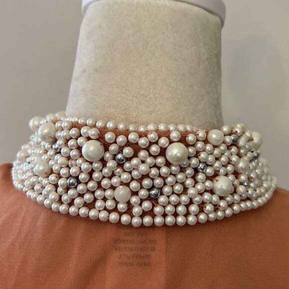 dizzy lizzy apricot sleeveless blouse with faux pearl collar Size S - Picture 8 of 10